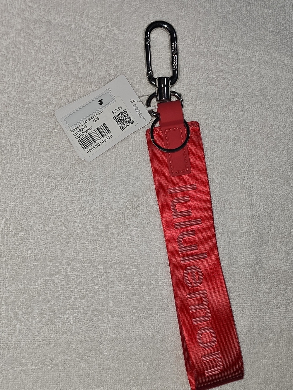 Lululemon Never Lost Keychain!! LURD/WHT!! Nwts Sold Out
